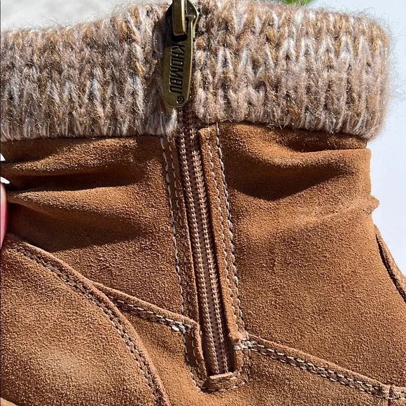 NWOT Khombu Tan Suede Winter Boots - Picture 6 of 12